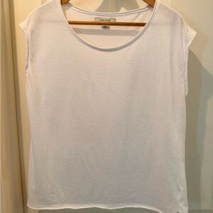 Adam Levine Y2K, White Scoop Neck Cap Sleeve Tee with cut out angel wings!